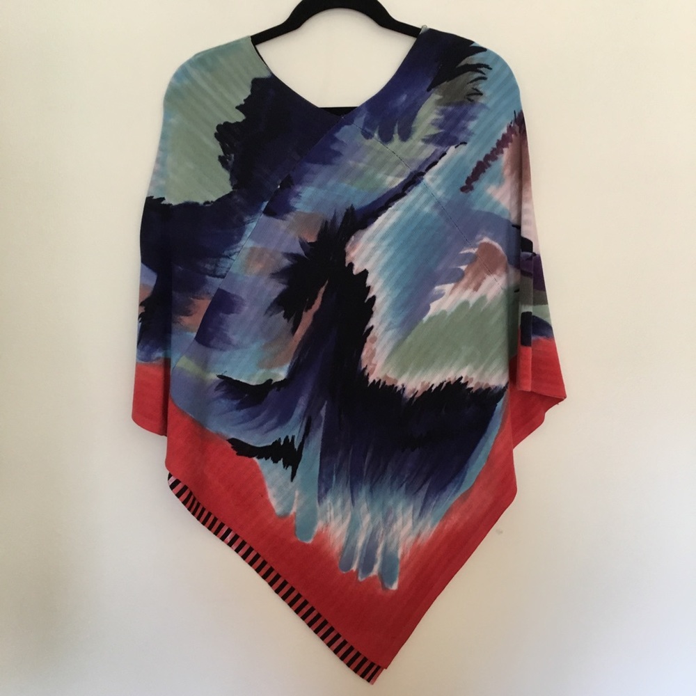 Abstract Patterned Poncho - image 2